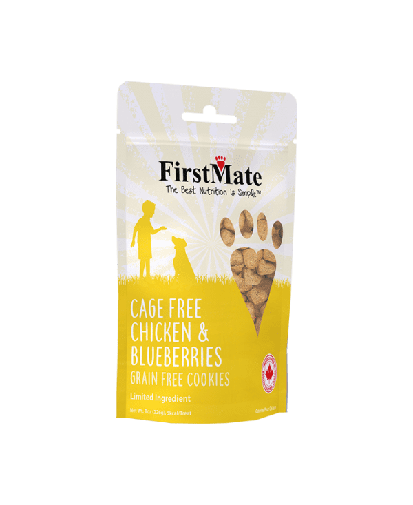 FirstMate Cage Free Chicken & Blueberries Dog Treats, 8-oz Bag
