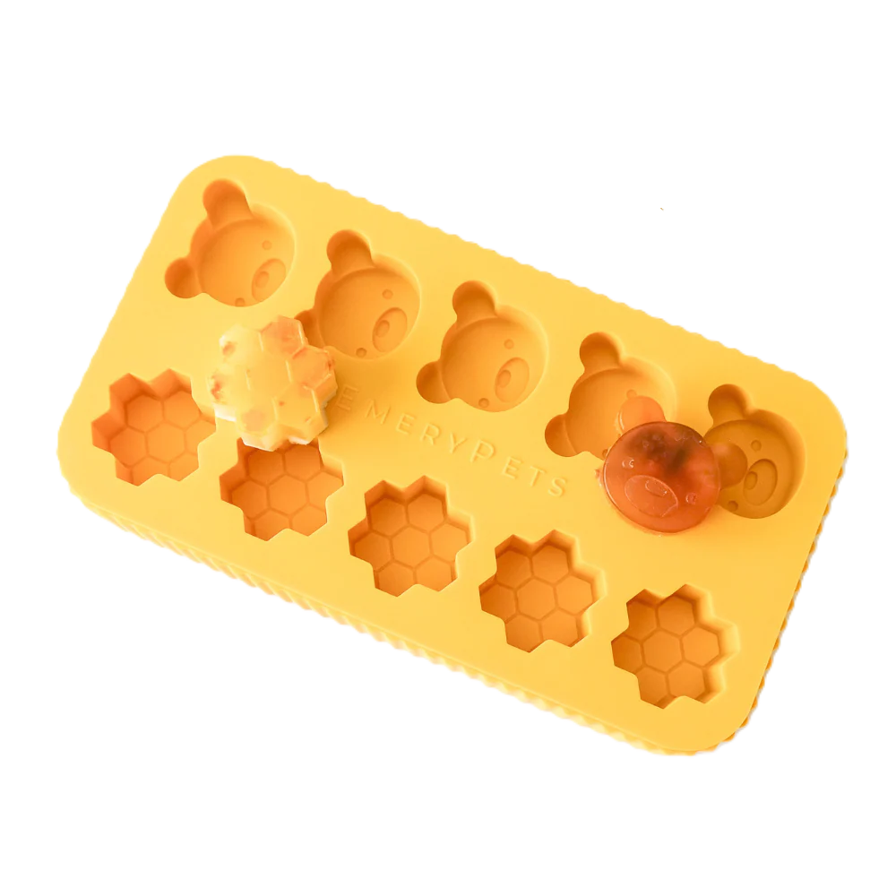 EmeryPets Bear + Honey Treat Mold