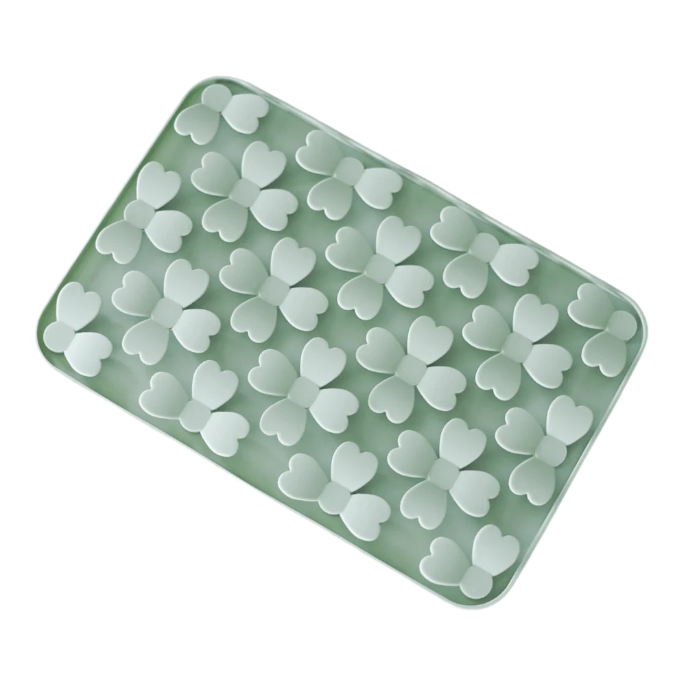 EmeryPets Lucky Clovers Snuffle Lick Mat