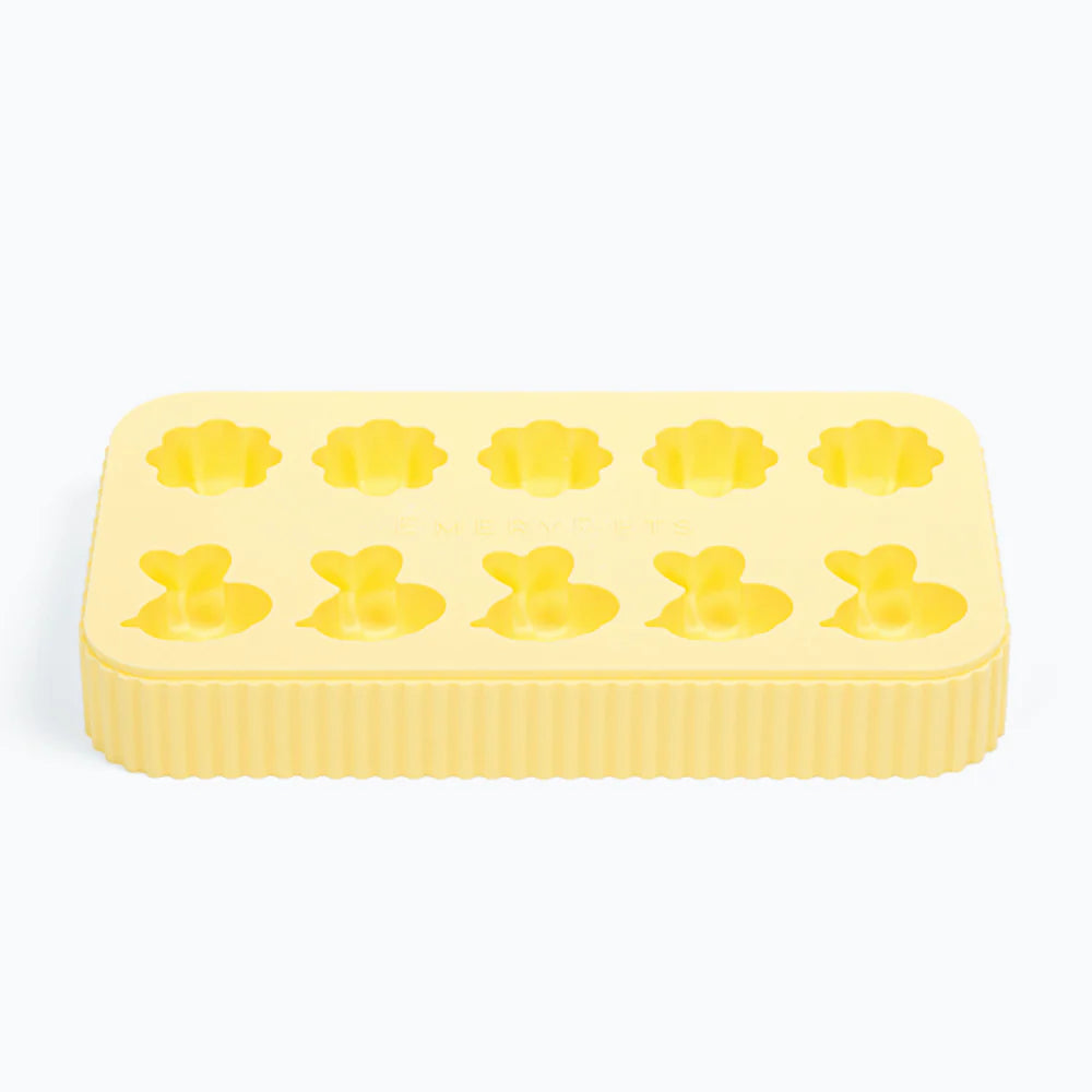 EmeryPets Bee + Daisy Treat Mold