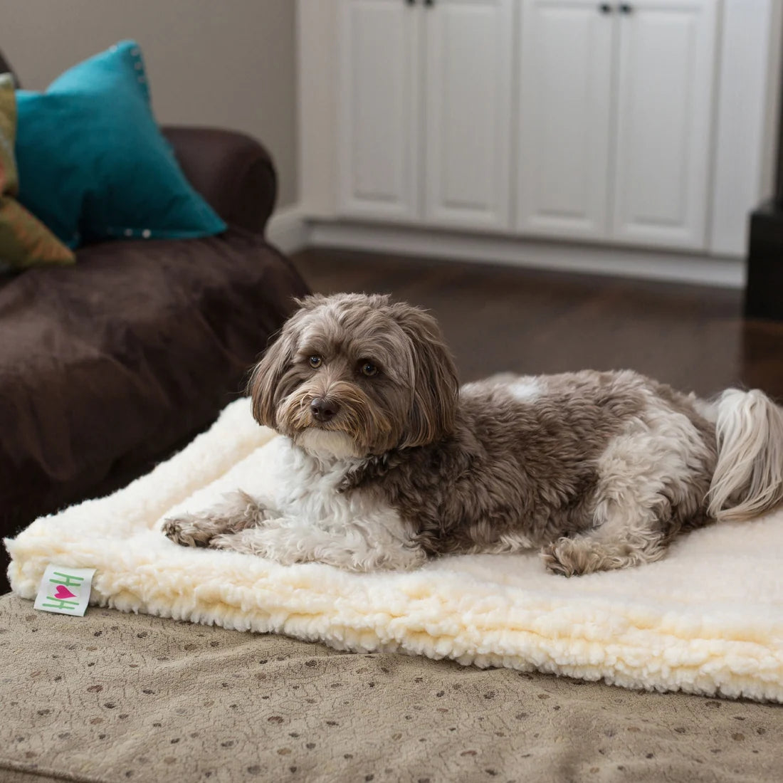 HuggleHounds HuggleFleece Mat Natural, Cat & Dog Bed