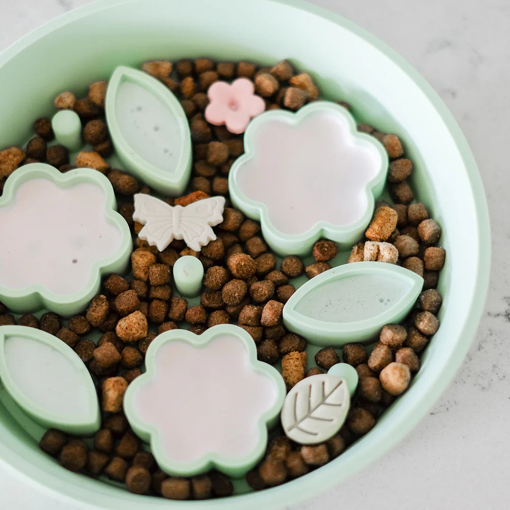 EmeryPets Flower + Leaf Slow Feeder Bowls (Green)