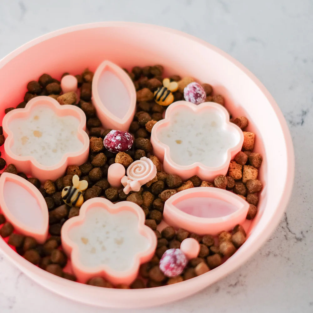 EmeryPets Flower + Leaf Slow Feeder Bowls (Peach)